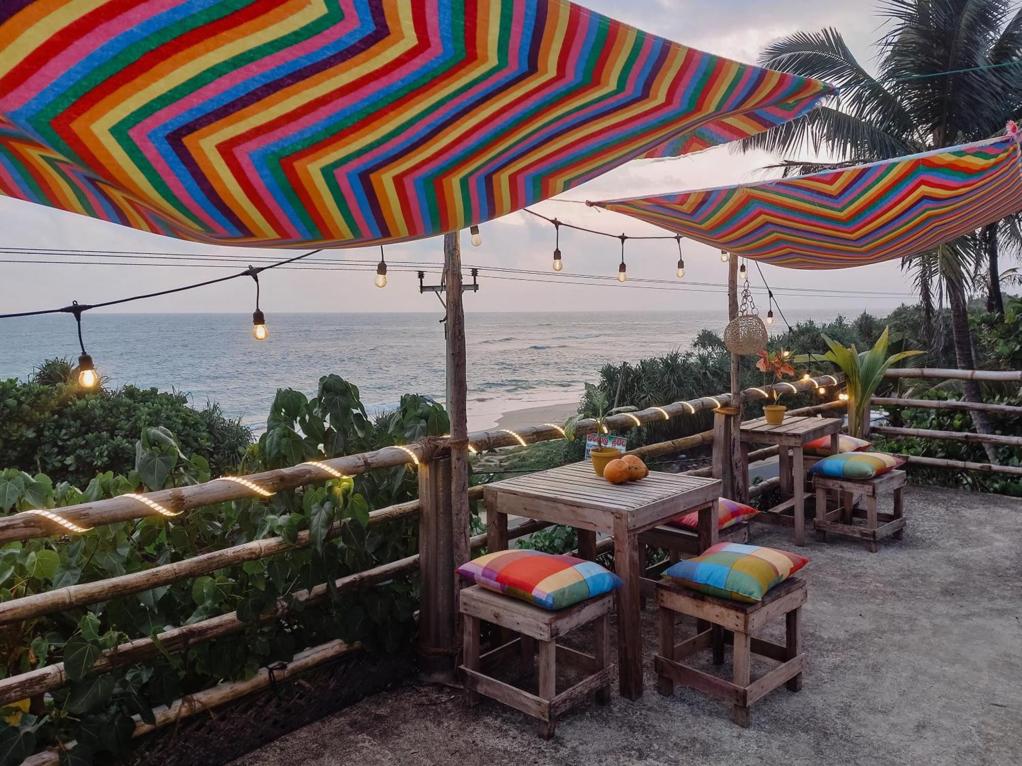 Gaia Ocean Surf Yoga Ahangama Exterior foto