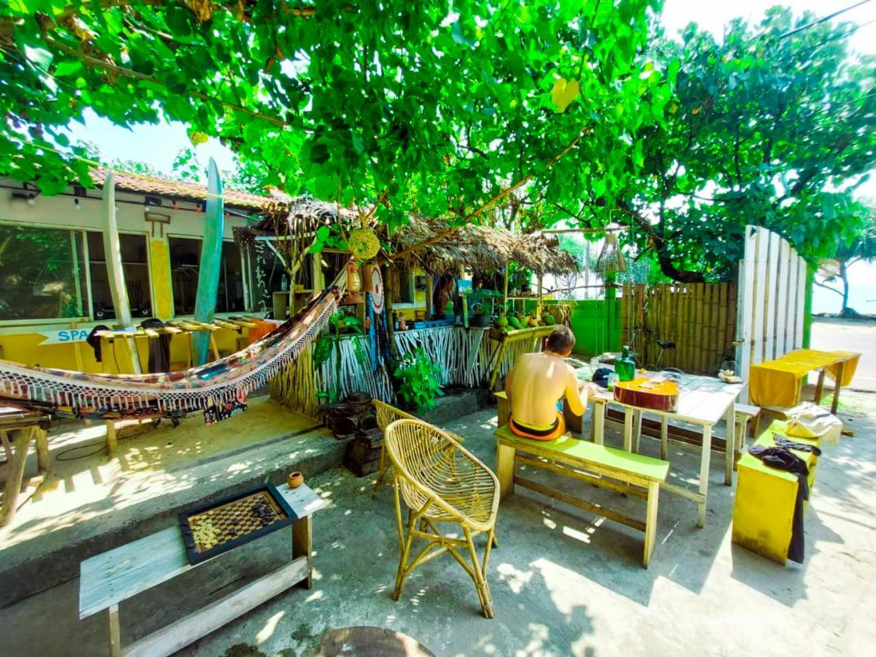 Gaia Ocean Surf Yoga Ahangama Exterior foto