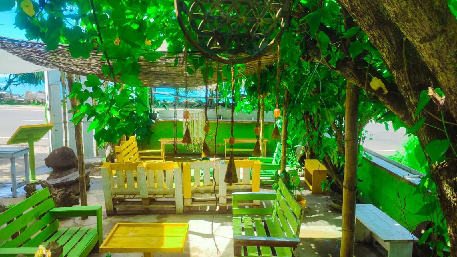 Gaia Ocean Surf Yoga Ahangama Exterior foto